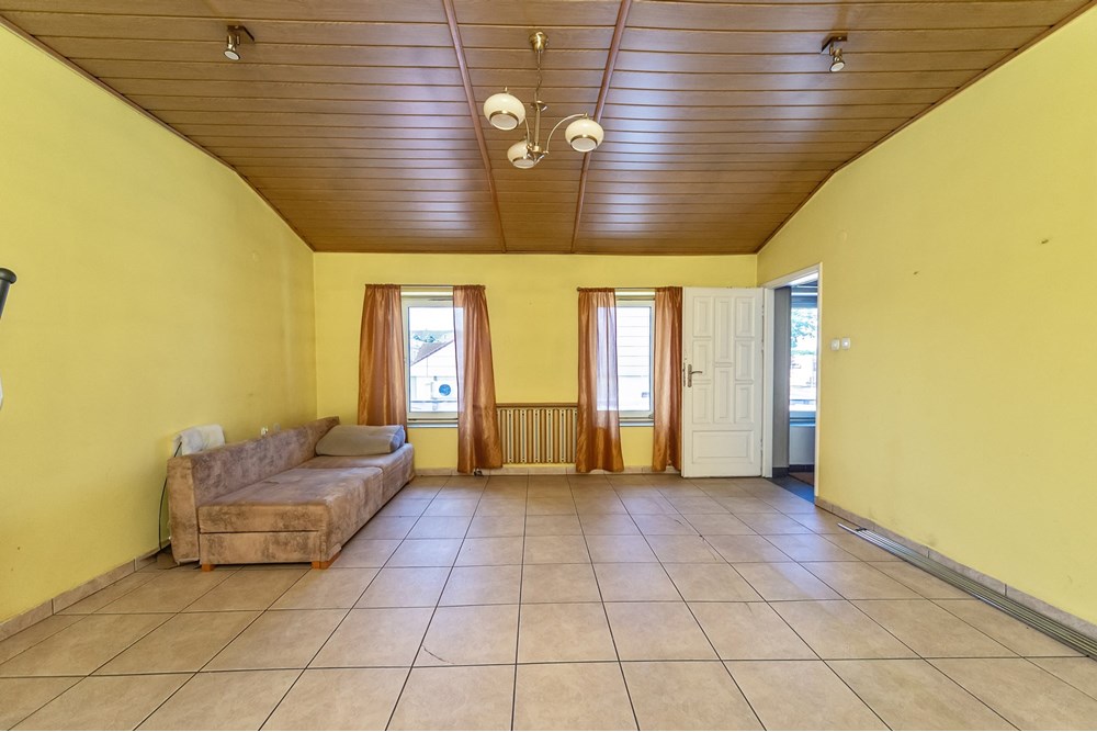 Nieruchomość inwestycyjna - Sprzedaż - Jawiszowice, Polska - Brz m2.jpg - 470131109-31