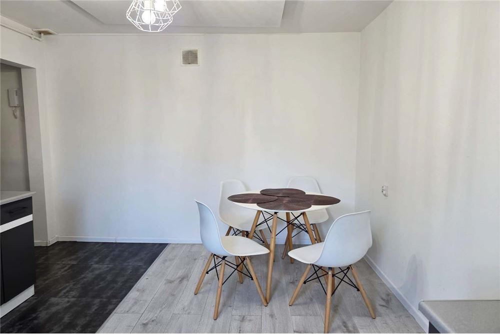 Mieszkanie - Sprzedaż - Zabrze, Polska - 7 - 800061016-1279