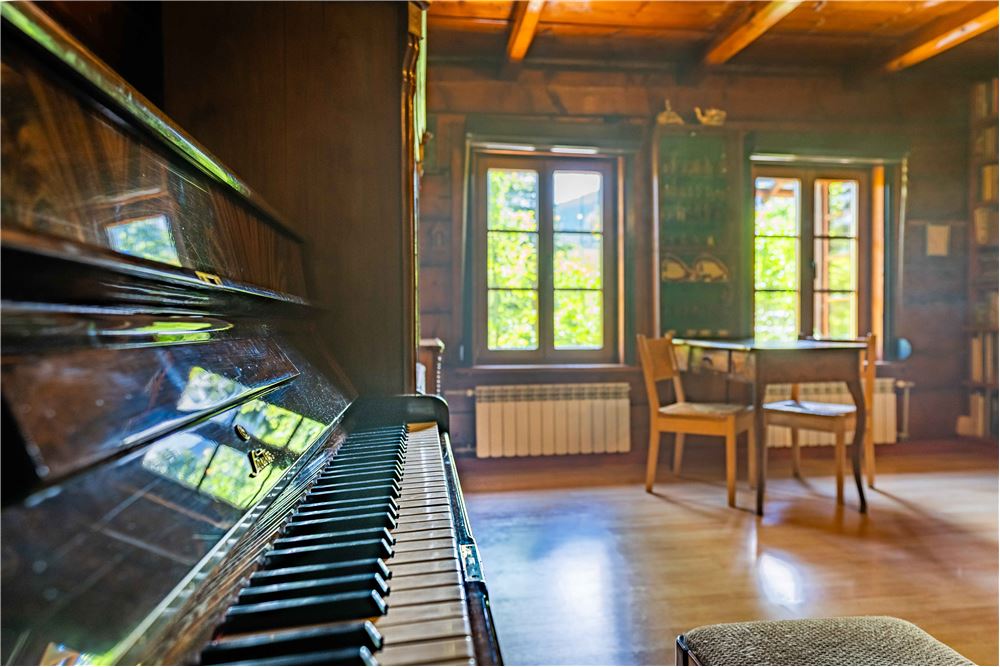 Dom wolnostojący - Sprzedaż - Zakopane, Polska - 30 - 800091040-89