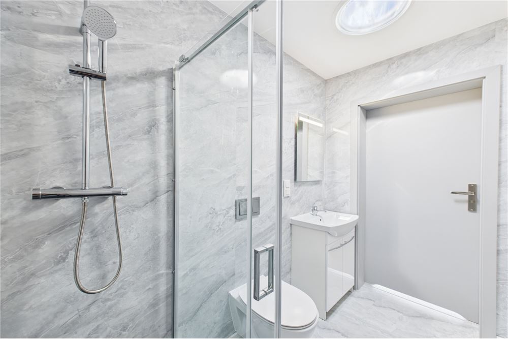 Dom w zabudowie szeregowej - Sprzedaż - Mielno, Polska - 32 - 470281008-37