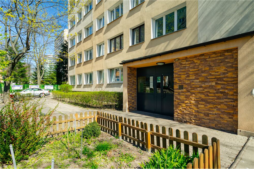 Mieszkanie - Wynajem - Warszawa, Polska - 22 - 810131014-59