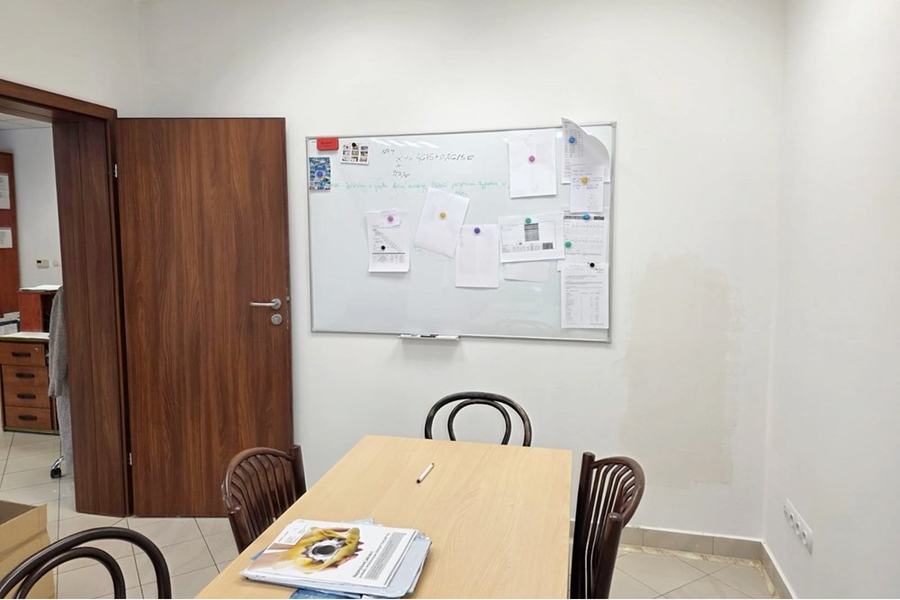 Lokal handlowy/usługowy - Wynajem - Bielsko-Biała, Polska - 13.jpg - 800061016-1295