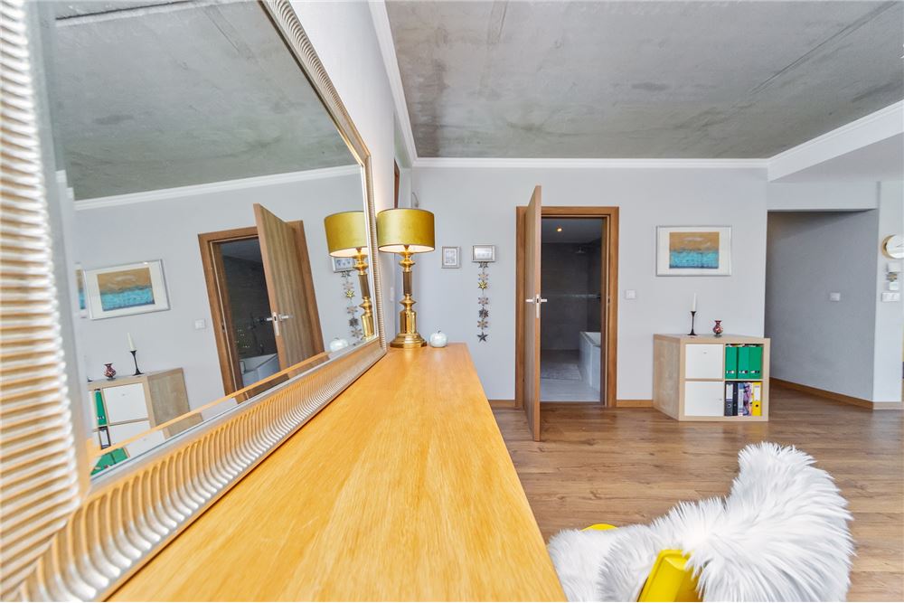 Dom jednorodzinny - Sprzedaż - Tarnowskie Góry, Polska - 61 - 800061076-410