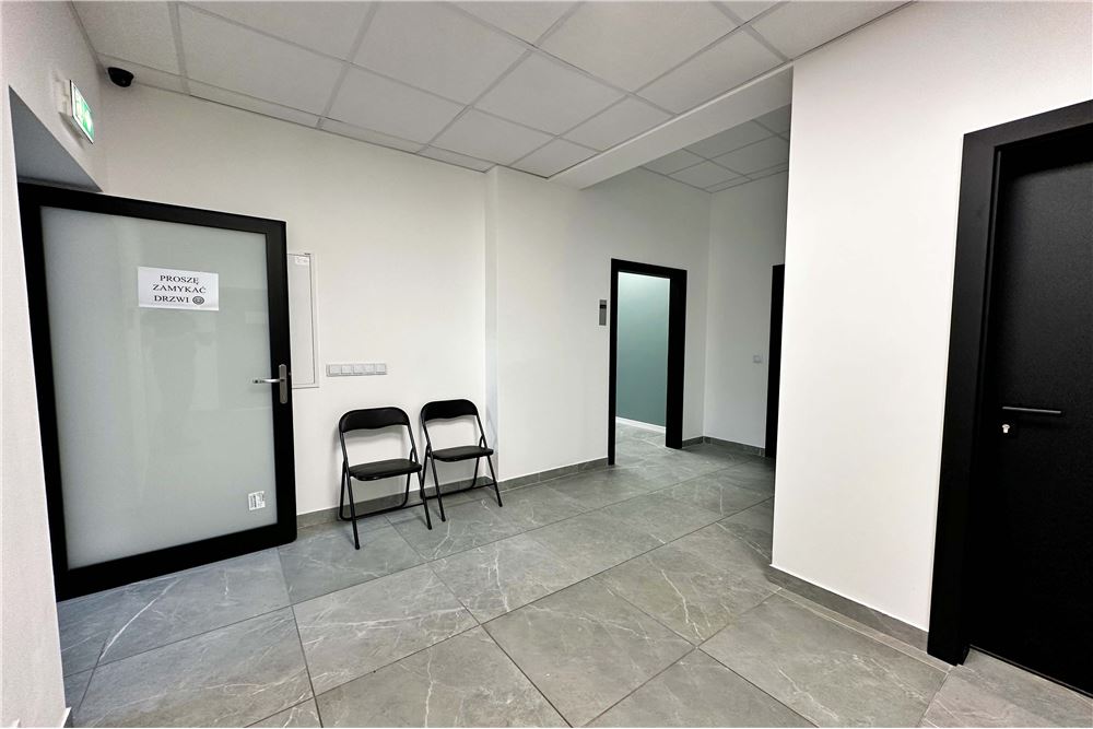 Lokal handlowy/usługowy - Wynajem - Cieszyn, Polska - 6 - 800061016-1275