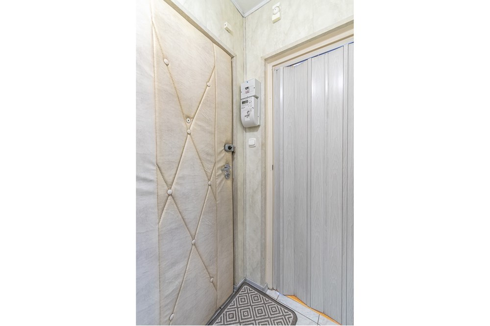 Mieszkanie - Sprzedaż - Łódź, Polska - Mieszkanie-na-sprzedaz-Lodz-6.jpg - 470191045-184