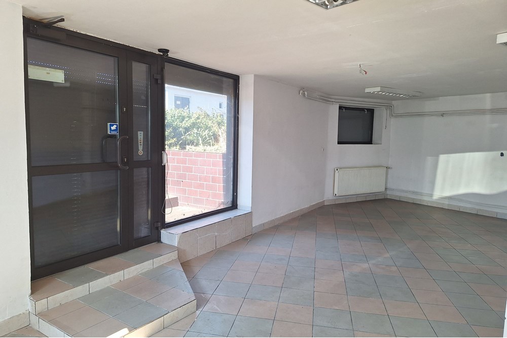 Lokal handlowy/usługowy - Sprzedaż - Czeladź, Polska - 20250321_121713.jpg - 800161017-10