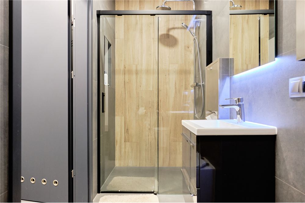 Magazyn - Sprzedaż - Cieszyn, Polska - 14 - 800061016-1277