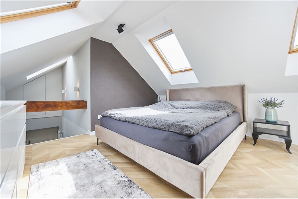 Mieszkanie dwupoziomowe - Wynajem - Bielsko-Biała, Polska - IMG_0459.jpeg - 800061098-180