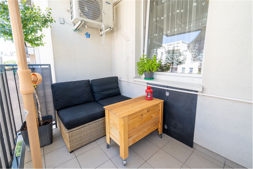 Mieszkanie - Sprzedaż - Kraków, Polska - 7 - 800271009-78