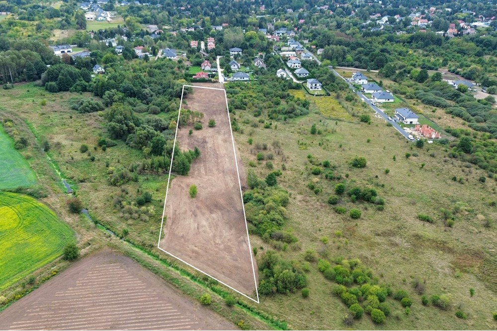 Działka - Sprzedaż - Brwinów, Polska - DJI_0844 kopia obrys_compr.jpg - 810141022-112