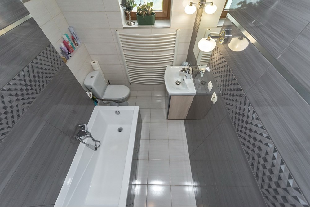 Dom wolnostojący - Sprzedaż - Bielsko-Biała, Polska - KRZE_020M.jpg - 800061100-87