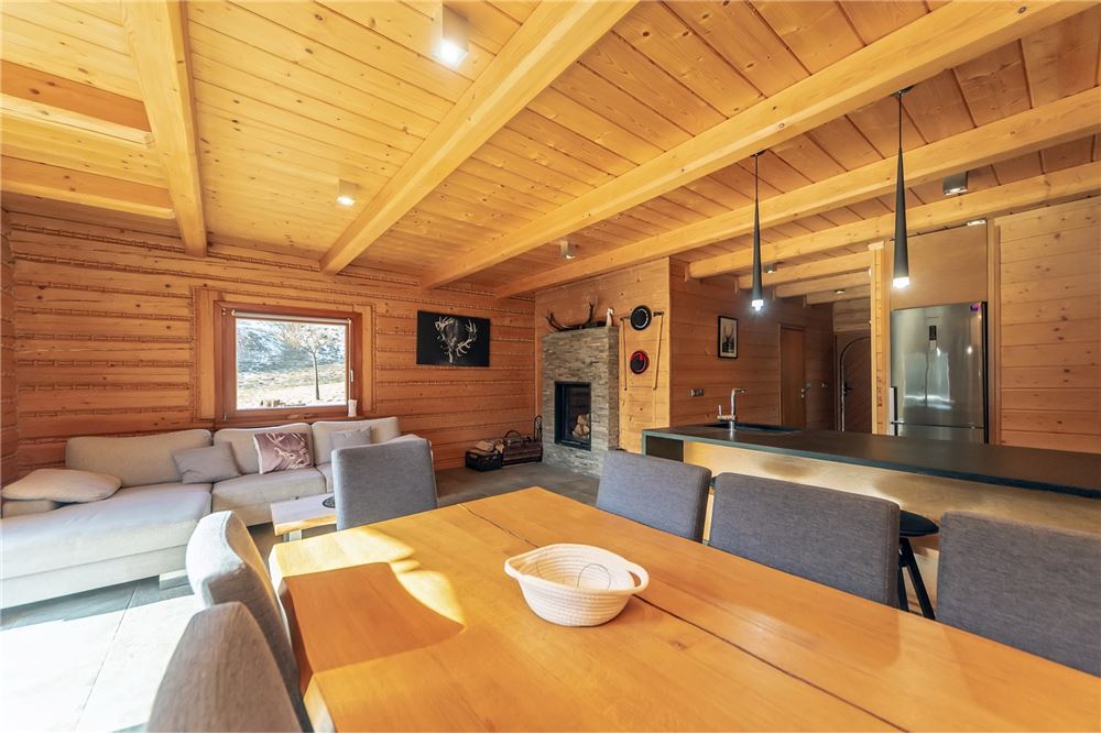 Dom wolnostojący - Sprzedaż - Rycerka Górna, Polska - 35 - 800061076-405