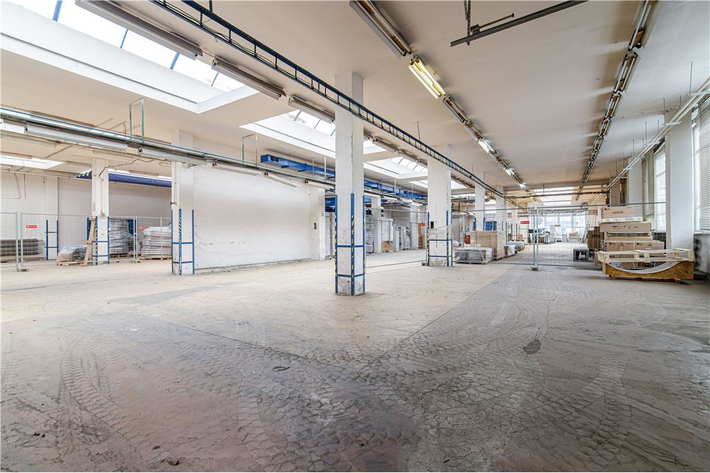 Nieruchomość przemysłowa - Wynajem - Cieszyn, Polska - 35 - 800061076-412