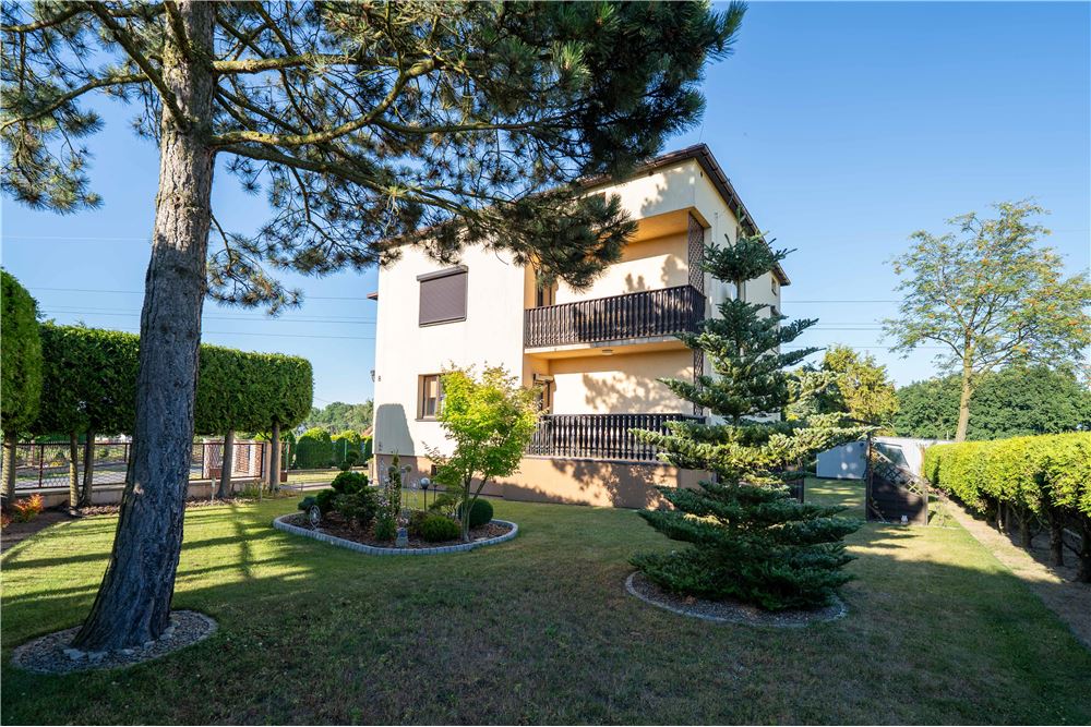 Dom wolnostojący - Sprzedaż - Radostowice, Polska - 18 - 800161013-41