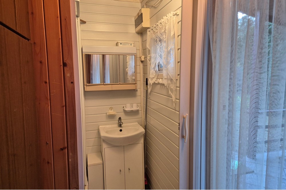 Domek wiejski - Sprzedaż - Człopy, Polska - łazienka.jpg - 470291004-262