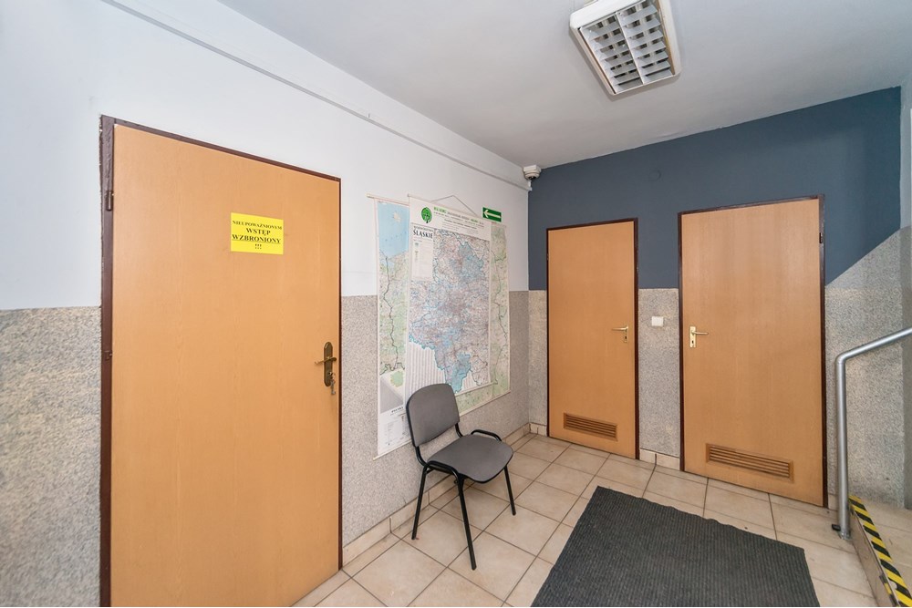 Nieruchomość przemysłowa - Sprzedaż - Bielsko-Biała, Polska - ZIBI_035D.jpg - 800061127-28