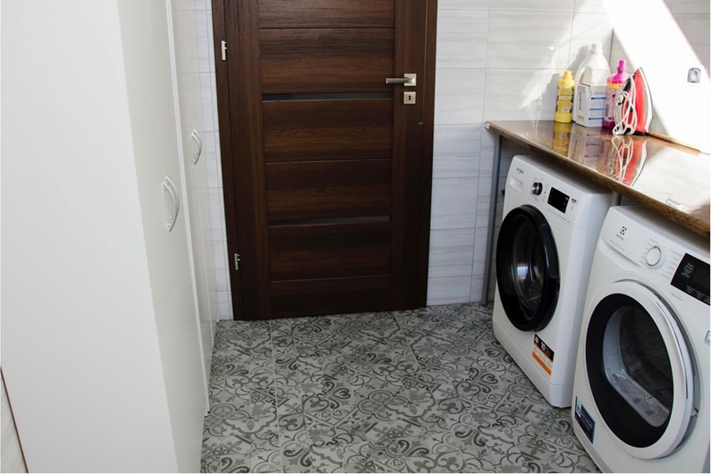 Dom wolnostojący - Sprzedaż - Bielsko-Biała, Polska - 8AB95EFE-518D-44E7-B2A9-002A2E06C18C_1_105_c.jpeg - 800061137-1