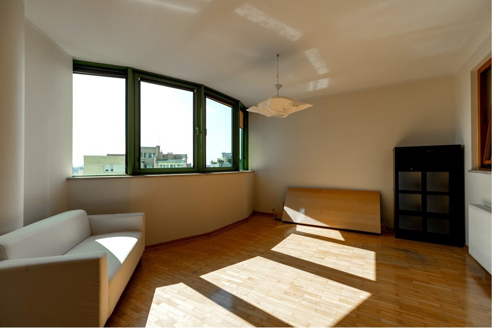 Mieszkanie - Wynajem - Warszawa, Polska - 4_4_24199719_raw.jpg - 810131039-192