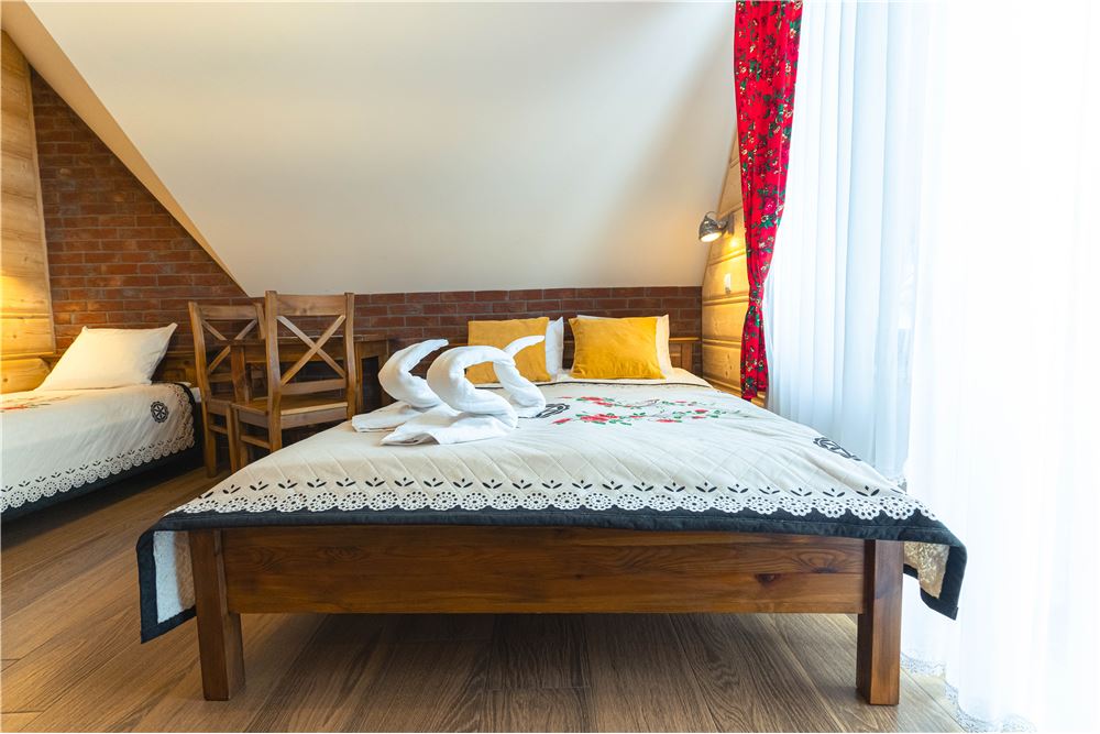 Dom wolnostojący - Sprzedaż - Poronin, Polska - 41 - 470151035-124