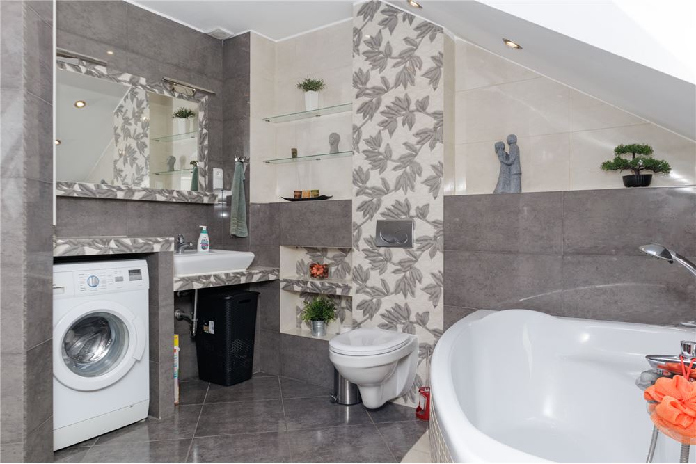 Dom jednorodzinny - Sprzedaż - Górki Wielkie, Polska - 32 - 800061039-517