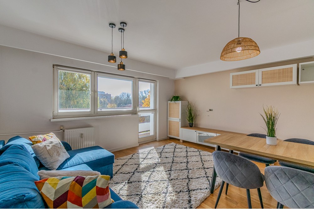 Mieszkanie - Sprzedaż - Łódź, Polska - Mieszkanie-na-sprzedaz-Lodz-1.jpg - 470191045-183