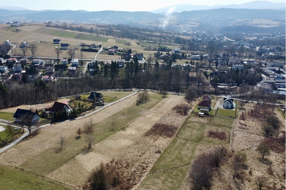 Działka budowlana - Sprzedaż - Łękawica, Polska - dji_fly_20250322_111852_357_1742638757408_photo_optimized.jpg - 800061130-13