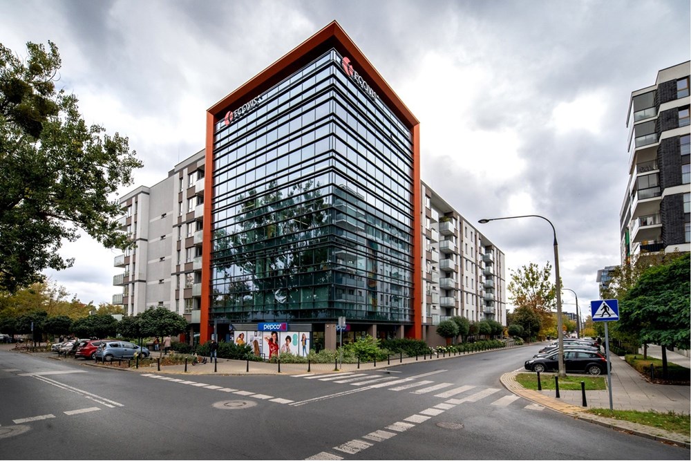 Mieszkanie - Wynajem - Warszawa, Polska - 24319658_raw.jpg - 810131039-188