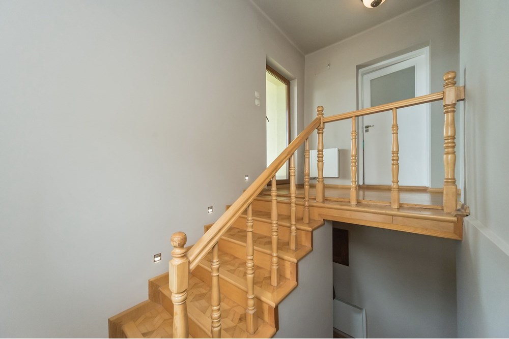 Dom wolnostojący - Sprzedaż - Bielsko-Biała, Polska - KRZE_025M.jpg - 800061100-87