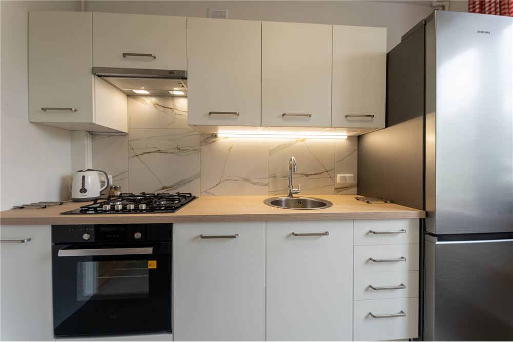 Residential - Asuinhuoneisto - Warszawa, Polska - PL - 17 - 810251035-70