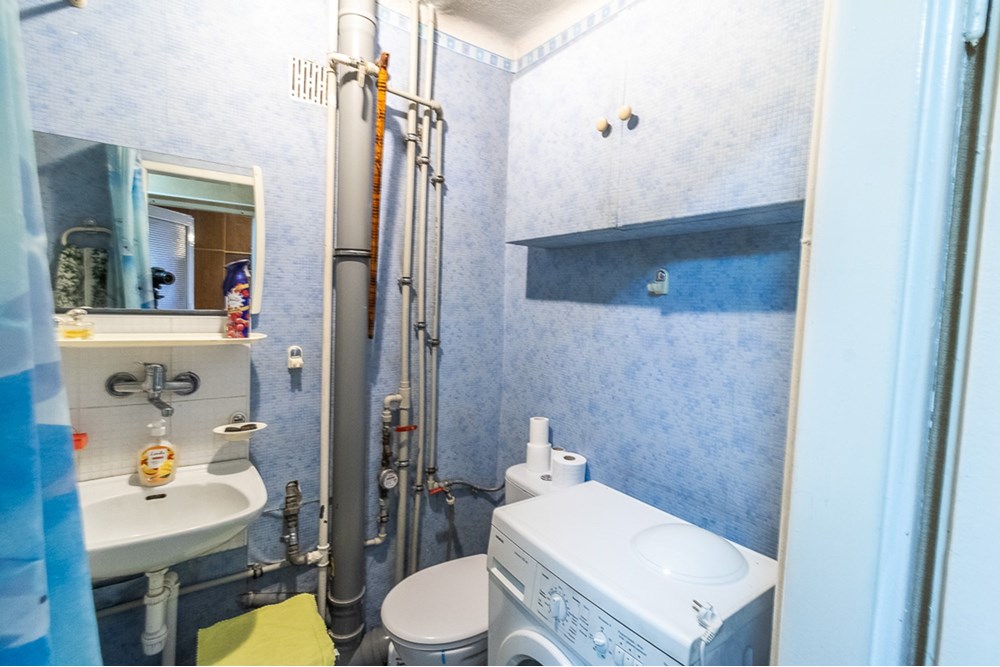 Mieszkanie - Sprzedaż - Łódź, Polska - Mieszkanie-na-sprzedaz-Lodz-9.jpg - 470191057-48