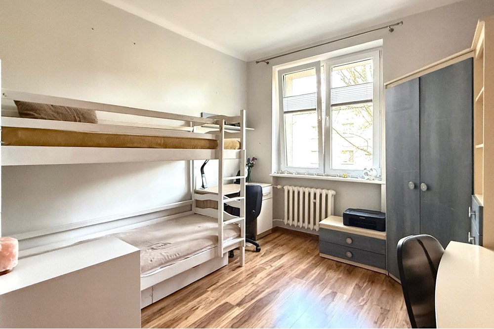 Mieszkanie - Sprzedaż - Bielsko-Biała, Polska - 4.jpeg - 470131040-440