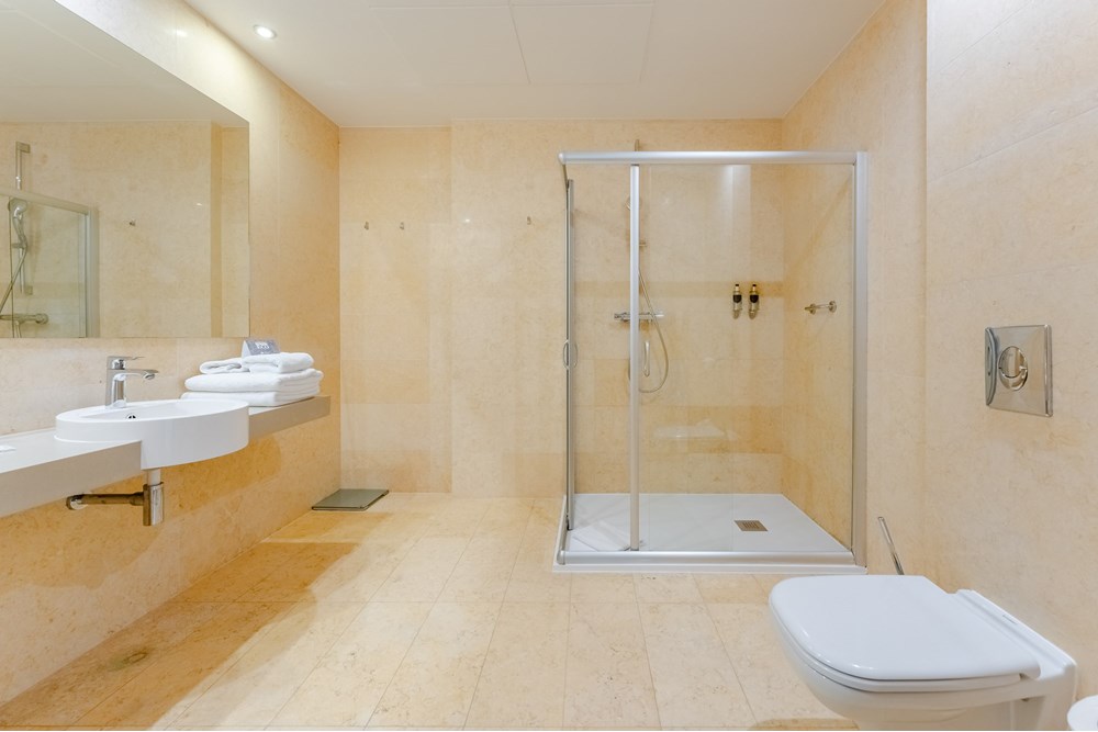 Apartament hotelowy z obsługą - Sprzedaż - Kołobrzeg, Polska - LUB05111-HDR.jpg - 790221014-17