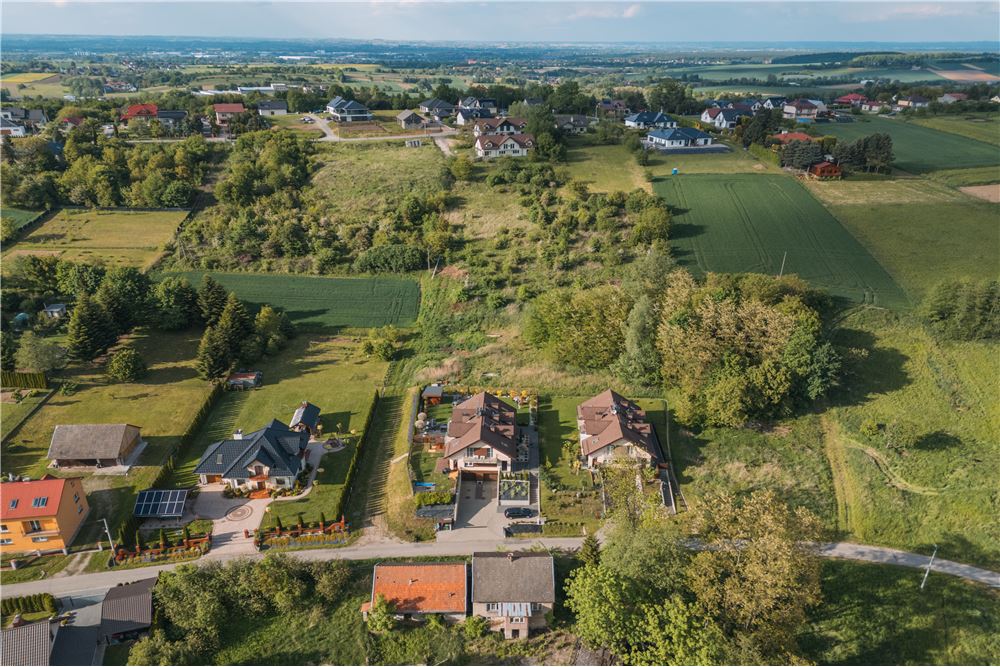 Działka budowlana - Sprzedaż - Biskupice, Polska - 25 - 800241005-202