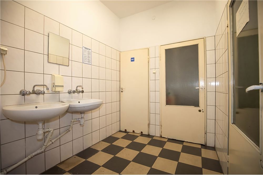 Lokal handlowy/usługowy - Sprzedaż - Szczecinek, Polska - 15 - 470281008-33