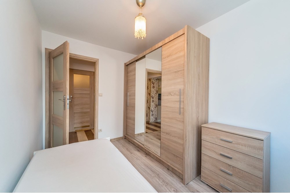 Mieszkanie - Wynajem - Bielsko-Biała, Polska - 4.jpg - 800061057-197