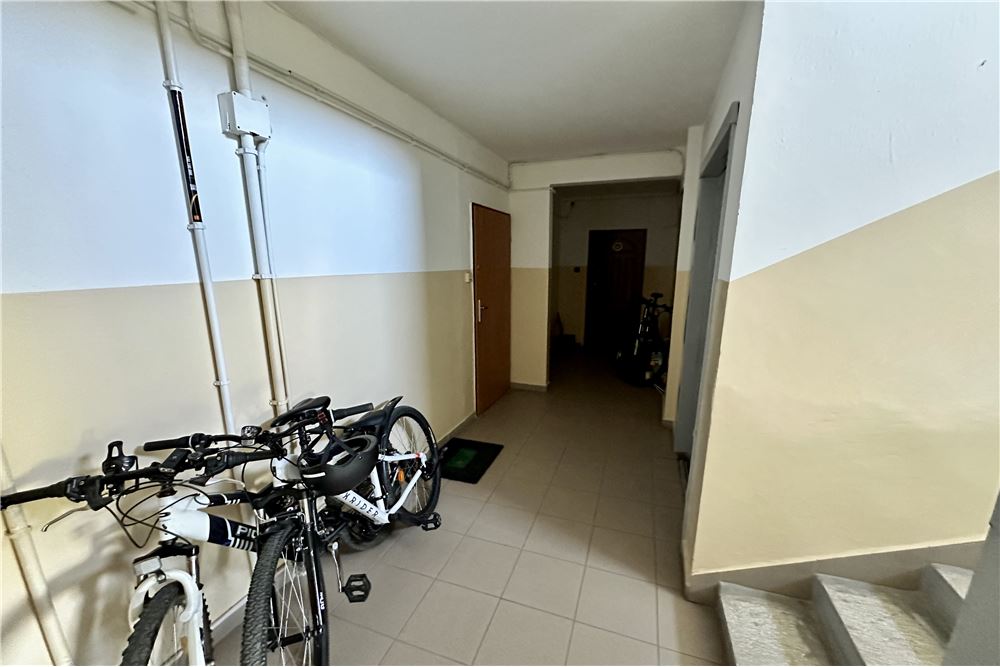 Mieszkanie - Sprzedaż - Bielsko-Biała, Polska - 23 - 800061098-161