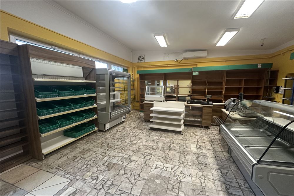 Lokal handlowy/usługowy - Wynajem - Bielsko-Biała, Polska - 28 - 800061103-137