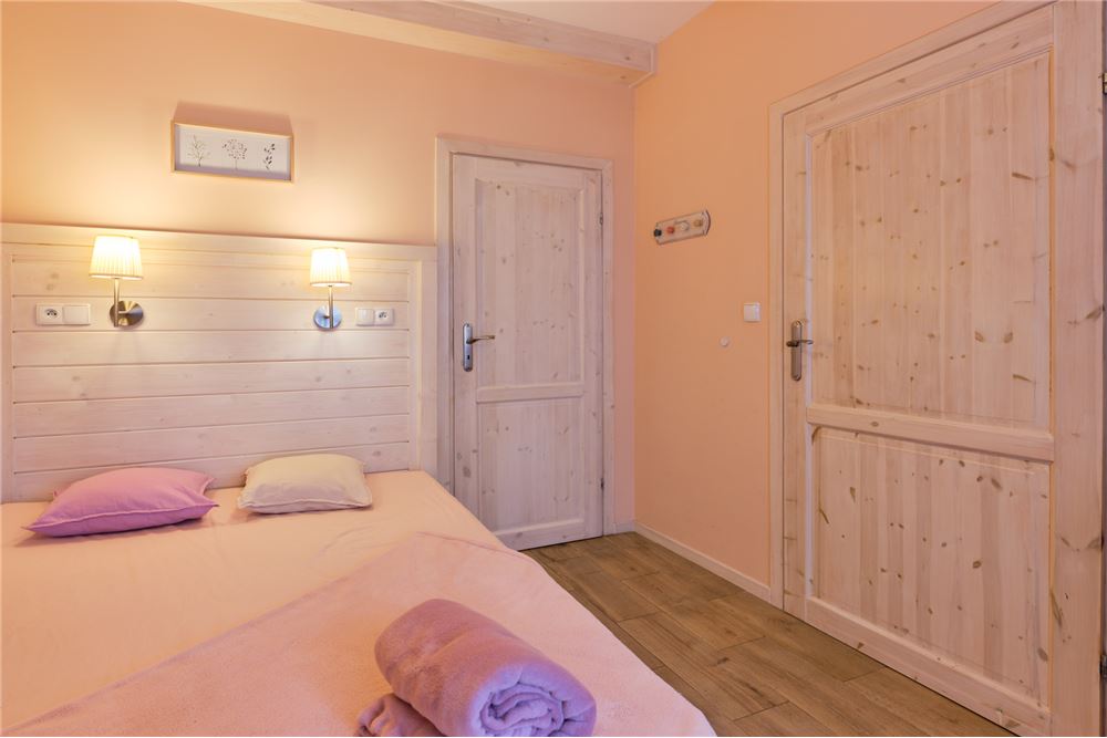 Dom wolnostojący - Sprzedaż - Wisła, Polska - 40 - 800061030-118