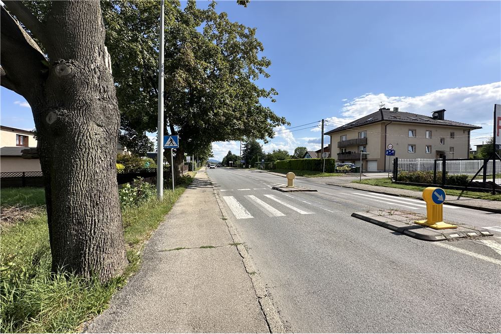 Nieruchomość gruntowa - Sprzedaż - Czechowice-Dziedzice, Polska - 27 - 800061103-177