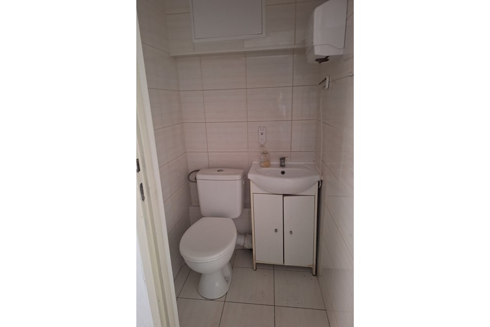 Lokal handlowy/usługowy - Sprzedaż - Czeladź, Polska - 20250321_121911.jpg - 800161017-10