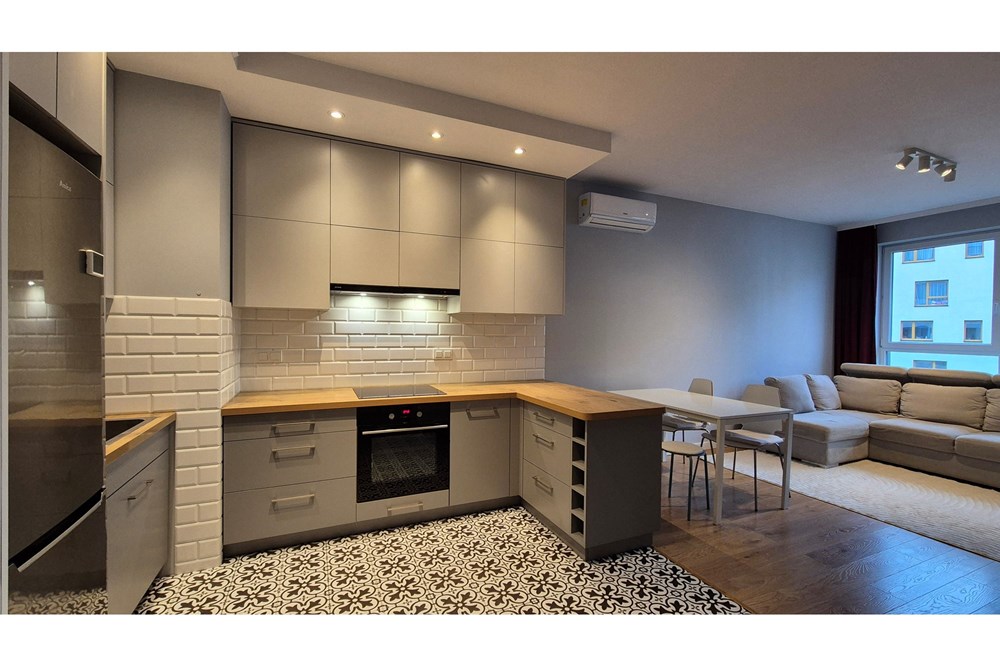 Mieszkanie - Wynajem - Warszawa, Polska - 9_20251126_100504.jpg - 810051053-4