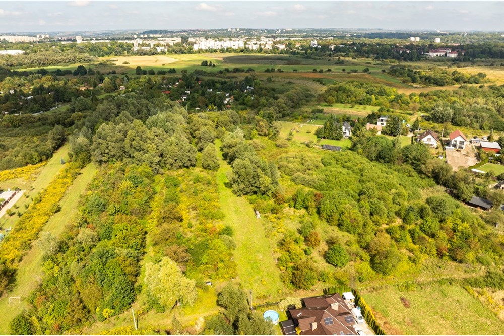 Nieruchomość gruntowa - Sprzedaż - Kraków, Polska - 15 grunt inwestycyjny zabudowa mieszkaniowa Kraków tel 692 272 248.  (15).jpg - 800241010-95