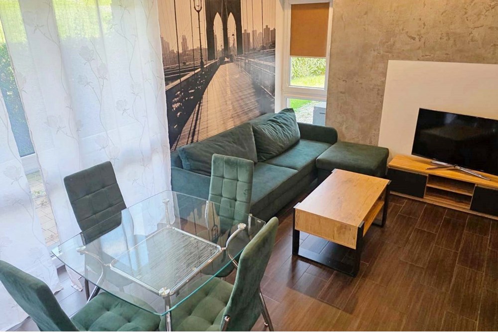 Mieszkanie na parterze - Sprzedaż - Bielsko-Biała, Polska - 1.jpg - 800061016-1271