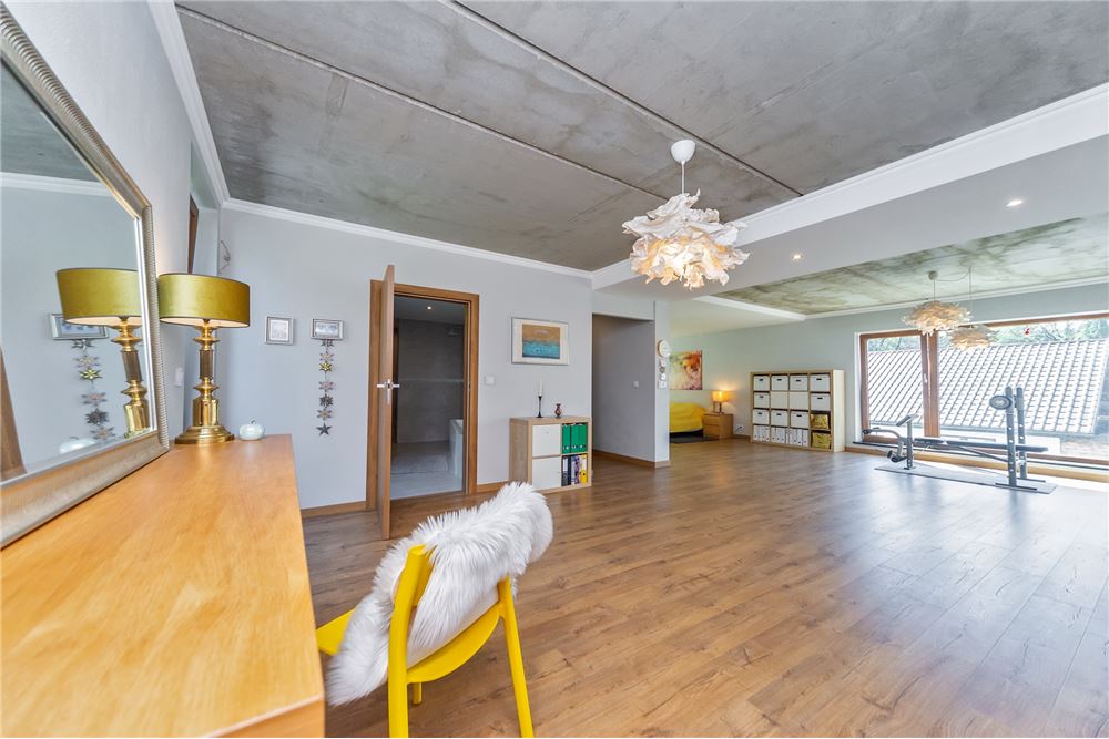 Dom jednorodzinny - Sprzedaż - Tarnowskie Góry, Polska - 60 - 800061076-410