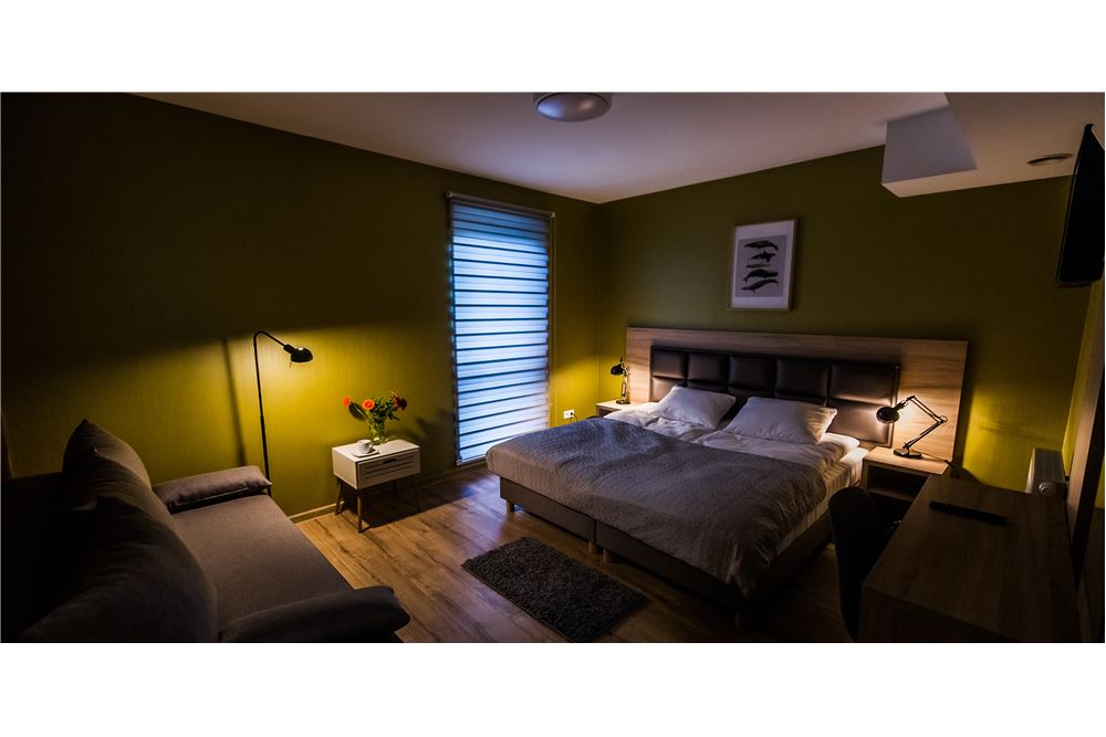 Dom wolnostojący - Sprzedaż - Korbielów, Polska - 194 - 800061076-401