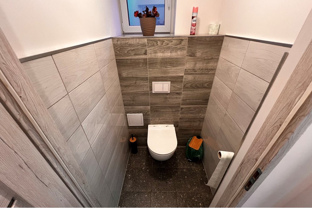 Lokal handlowy/usługowy - Wynajem - Cieszyn, Polska - IMG_1100.jpeg - 800061117-41