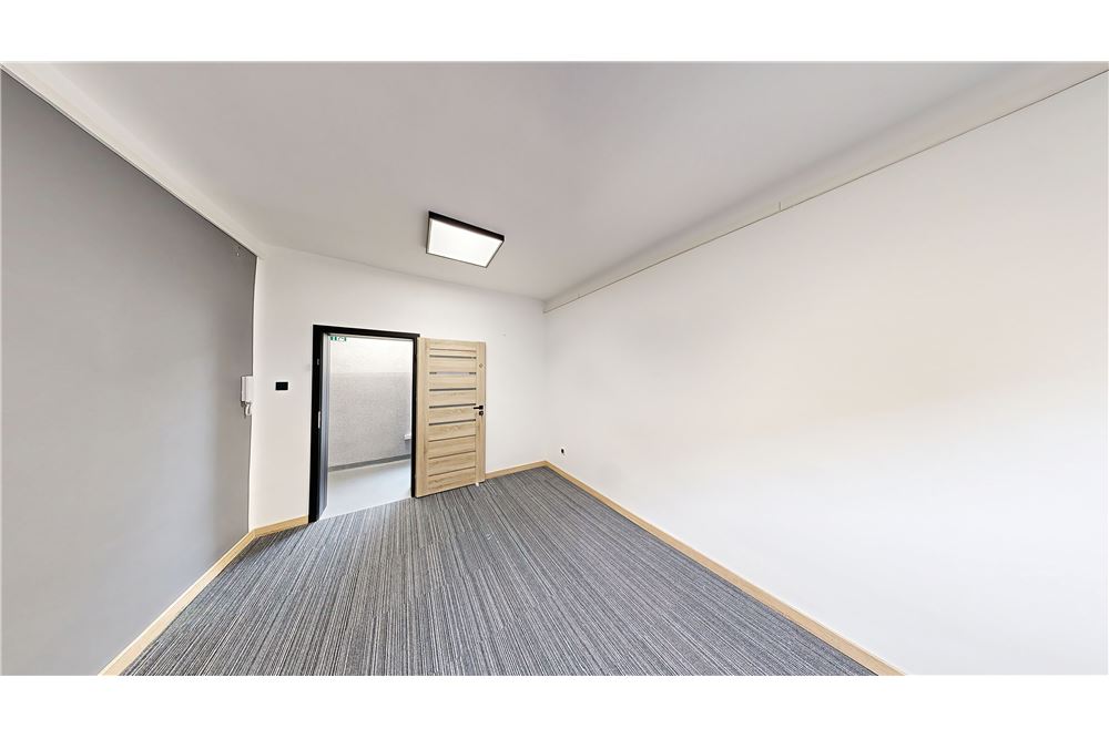 Lokal handlowy/usługowy - Sprzedaż - Koszalin, Polska - 3 - 470281002-144