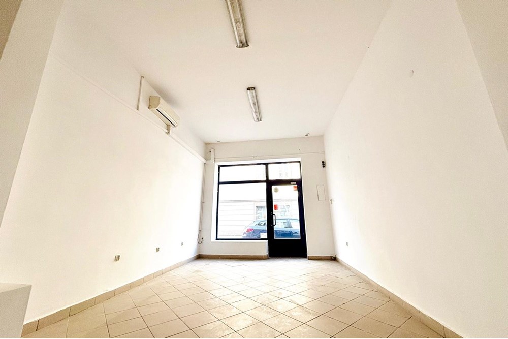 Lokal handlowy/usługowy - Wynajem - Sosnowiec, Polska - 3_1000036764.jpg - 800161013-49