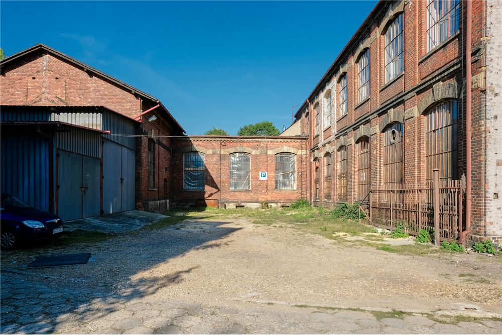 Lokal handlowy/usługowy - Wynajem - Bielsko-Biała, Polska - 14 - 800061016-1297