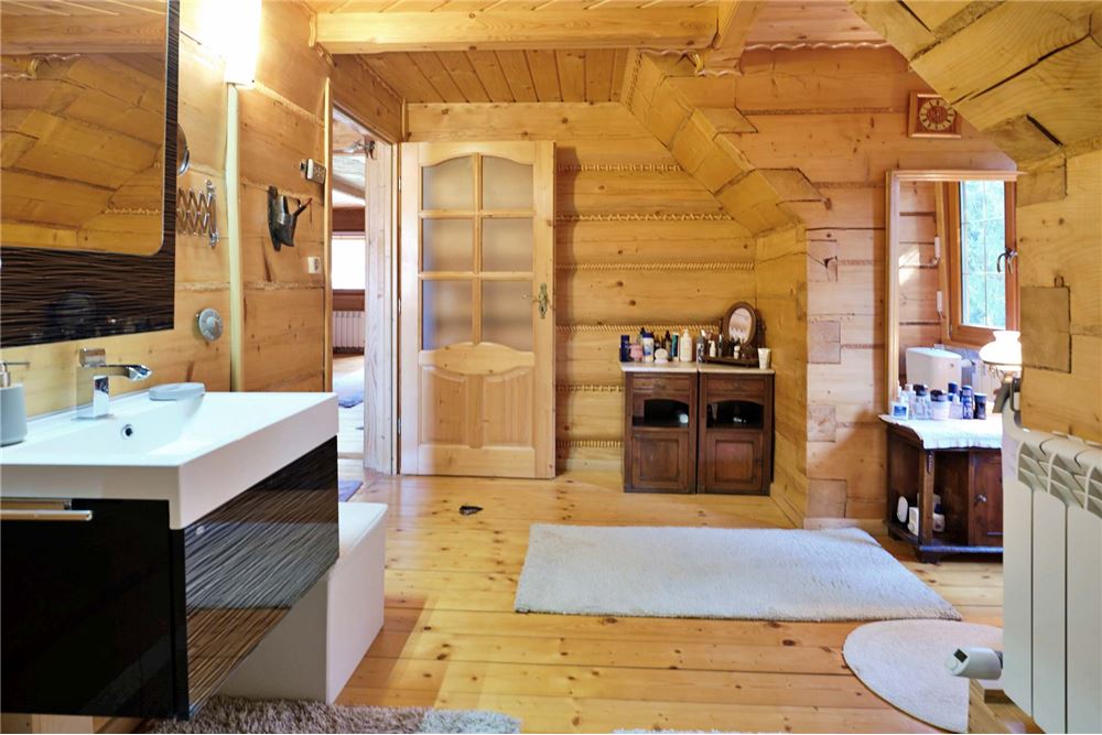 Dom wolnostojący - Sprzedaż - Pewel Ślemieńska, Polska - 54 - 800061016-1147